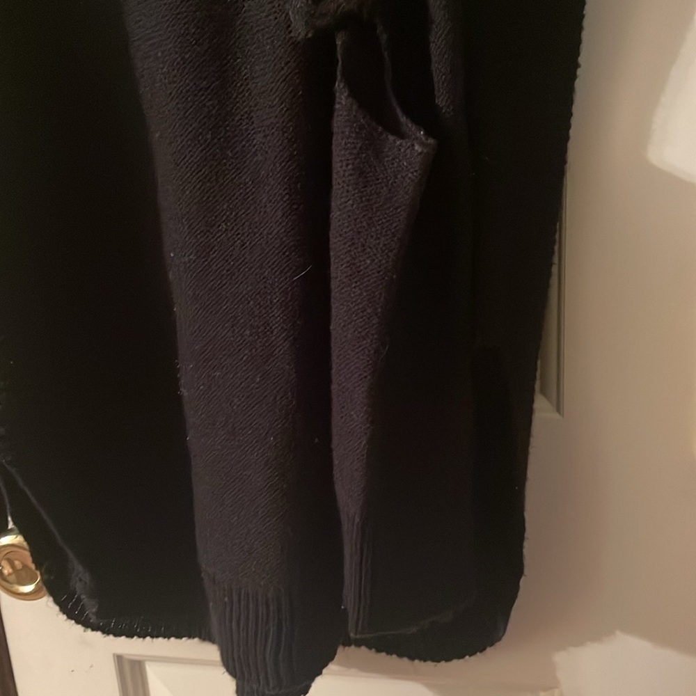 COLD SHOULDER TOP - Picture 5 of 5